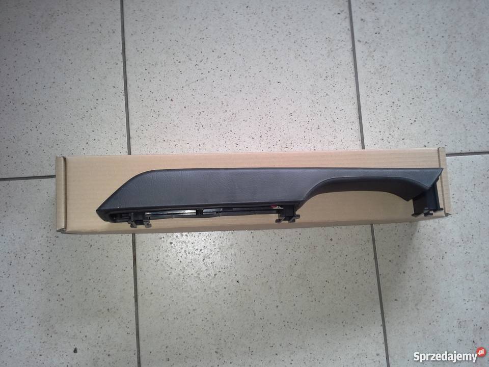 Mercedes uchwyt drzwi rączka klamka lewa 1824 tapicerki samochodowe