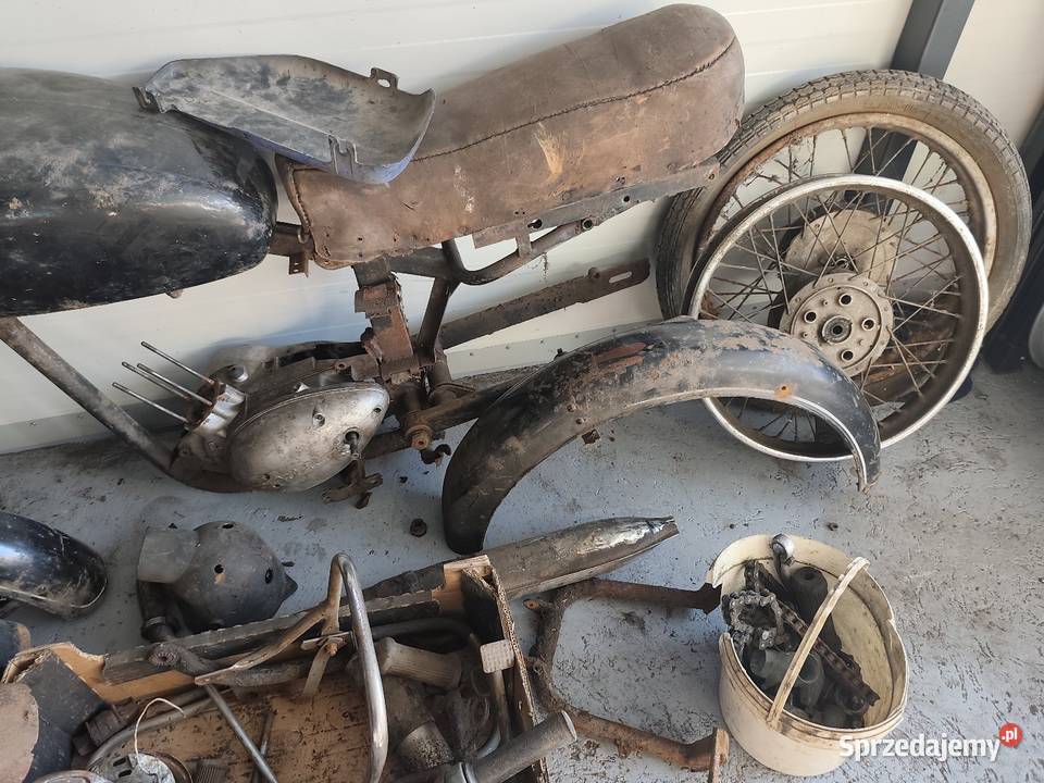 Wsk 125 w częściach Kostrzyn sprzedam