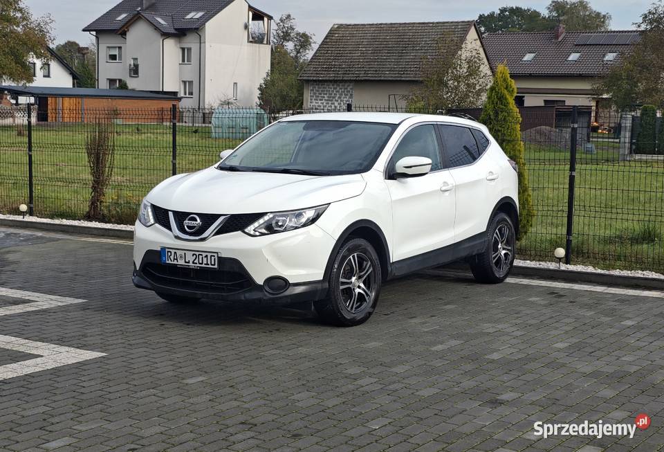 Nissan Qashqai Benzyna Orginalny lakier serwisie benzyna Wola