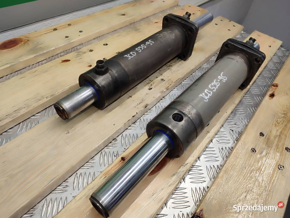 Siłownik skrętu JCB 458M3584 45820429 44817200 Wilkowo sprzedam