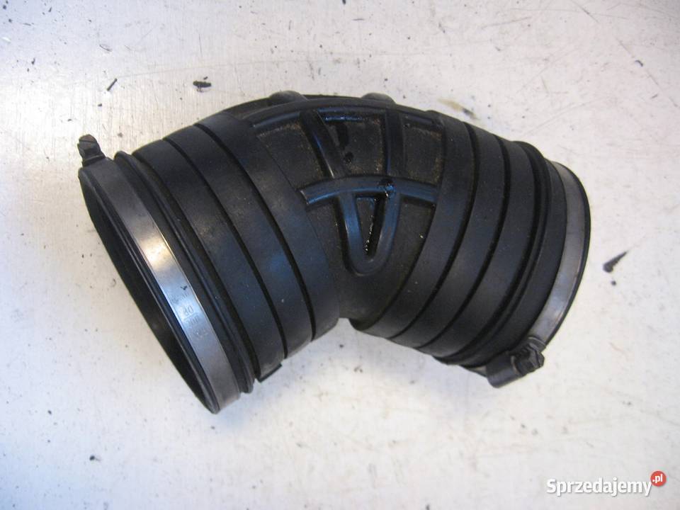 AUDI A8 D2 33 RURA DOLOT POWIETRZA 057129627A osobowe Przemęt