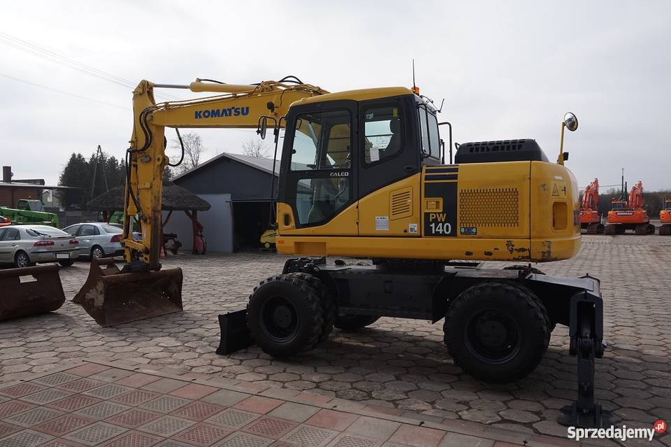 KOPARKA KOŁOWA MARKI KOMATSU PW 1407 Tuliszków sprzedam