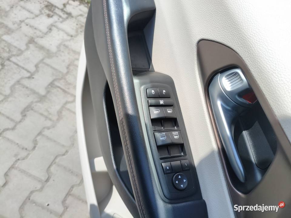 Chrysler Pacyfica gniazdo AUX Bochnia