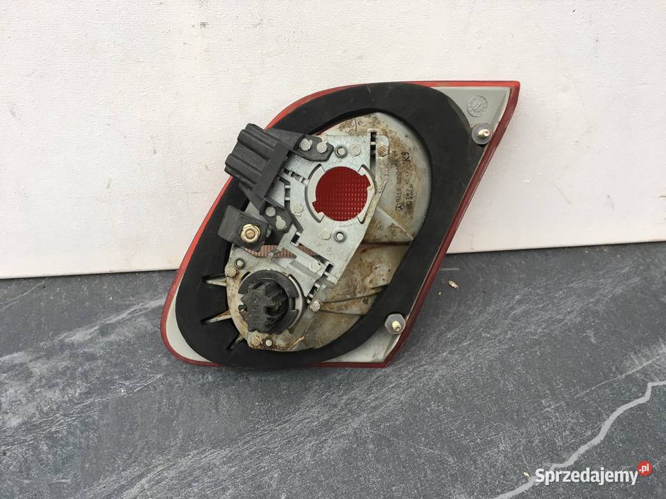 MERCEDES EKLASA W210 LEWA LAMPA W KLAPĘ wielkopolskie Ostroróg sprzedam