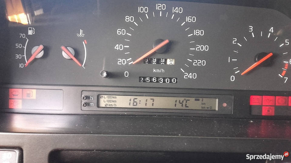 Volvo 850 kombi radio 850