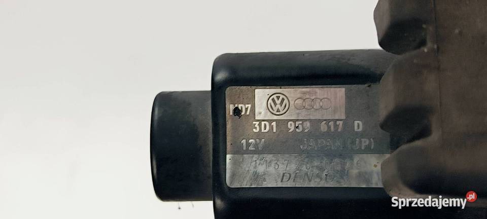 POMPA WODY VOLKSWAGEN PHAETON LIFT 3D1959617D osobowe sprzedam