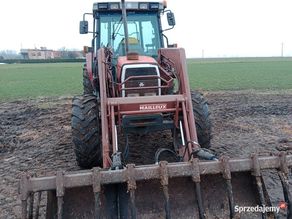 Massey Ferguson 6150 z turem pneumatyka Rozdrażew