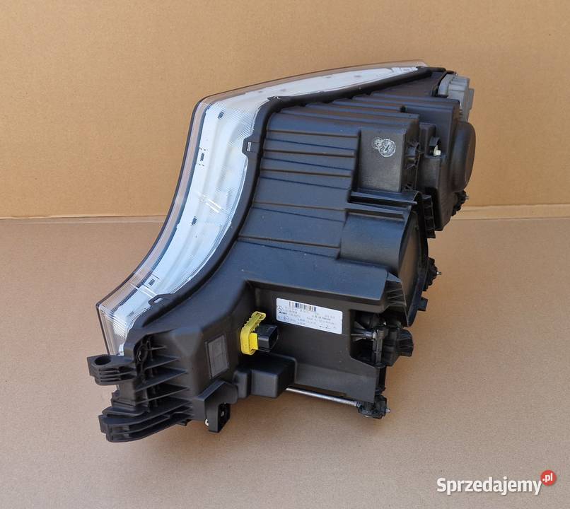 MERCEDES ACTROS MP4 MP5 REFLEKTOR LAMPA PRAWA sprzedam