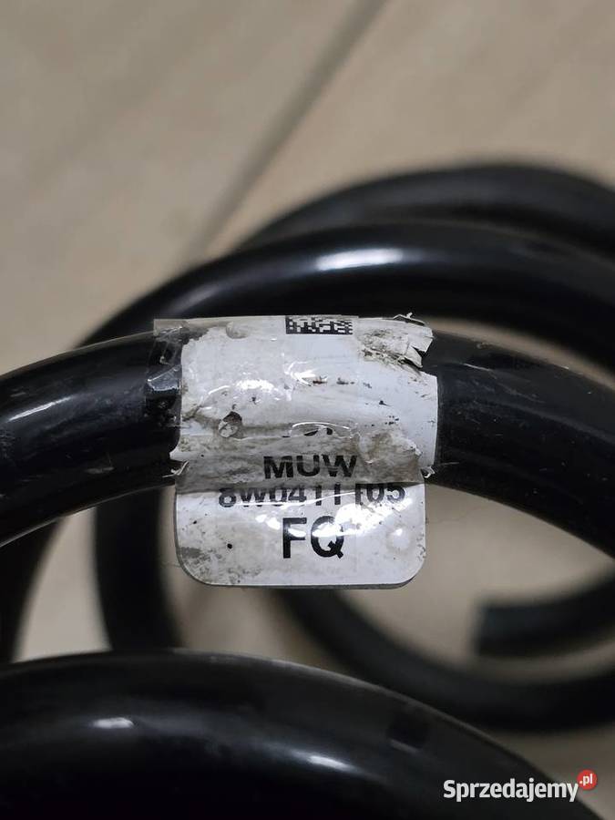 Sprężyna zawieszenia przód Audi A4 S4 A5 S5 RS5