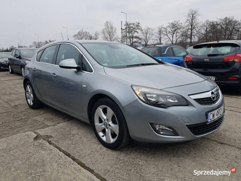 Opel Astra 14 Turbo Benzyna Klimatronik gniazdo USB