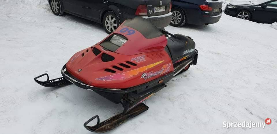 SKUTER ŚNIEŻNY SKIDOO Ski Doo 6003 120 uszkodzony Wiśniowa