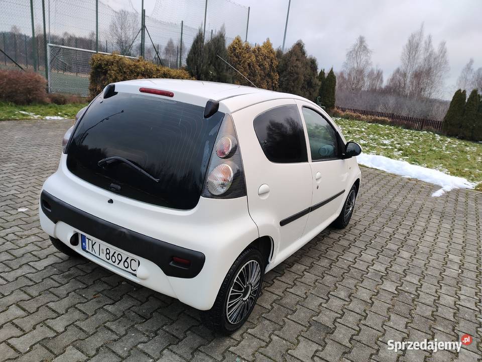 Citroen C1 10 benzynaklimatyzacja 4 drzwi centralny zamek świętokrzyskie Smyków