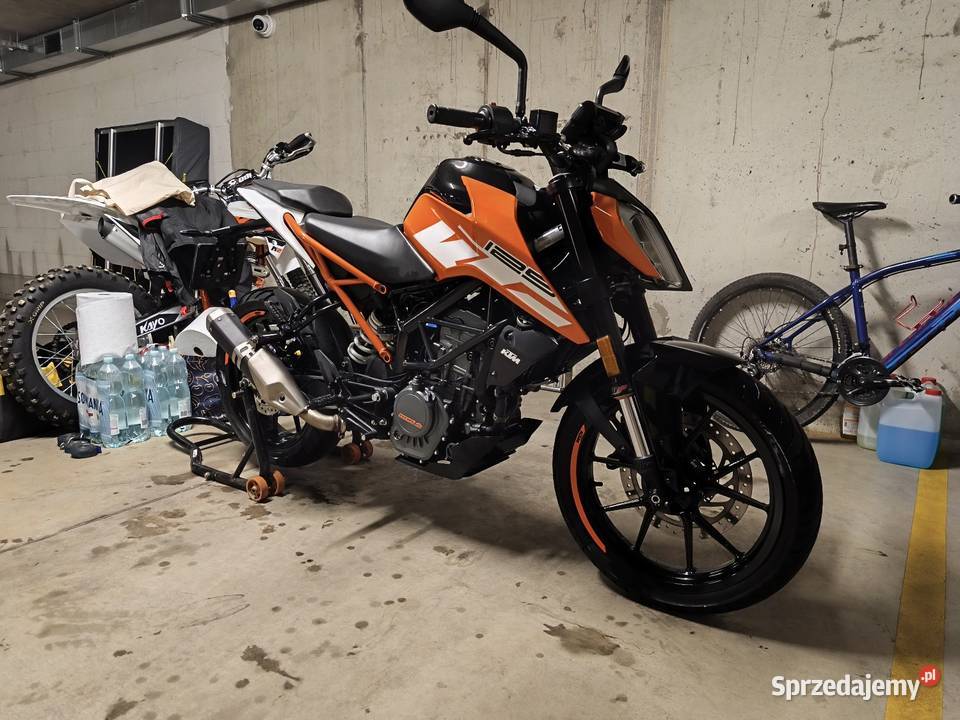 KTM Duke 125 super stan Yamaha Mt Aprilia rs4 RC