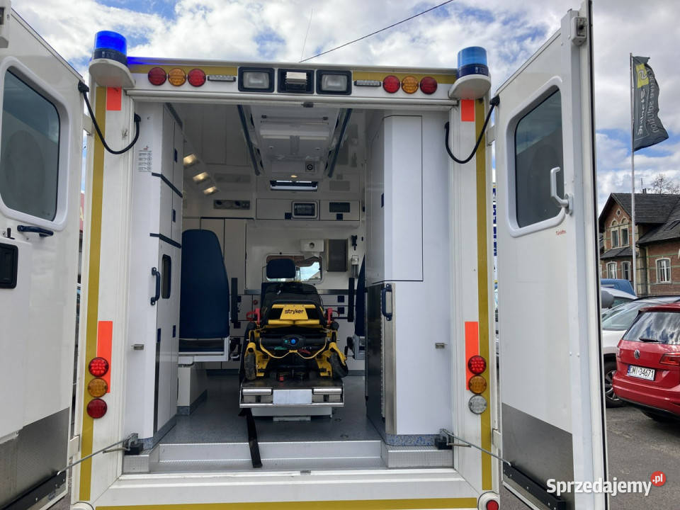 Mercedes Sprinter Sprinter 519 Karetka 4X4 Syców