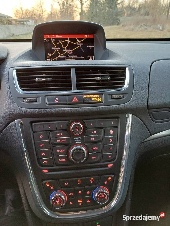 NaviBiksenonGrzaneFoteleAlu182015r4x4 Mokka Pierzchnica