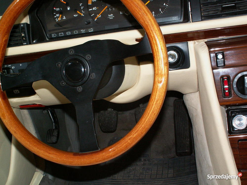 Limuzyna Mercedes Pullman na Śluby Studniówki i 220000km Piotrówka