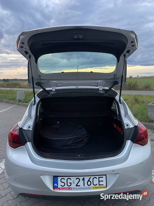 Sprzedam OPEL ASTRA J