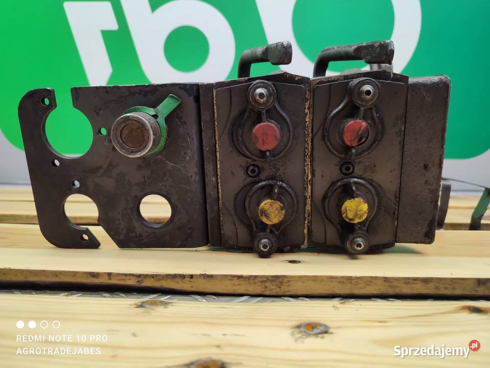 Ociekacz gniazda hydraulicznego Massey Ferguson Wilkowo