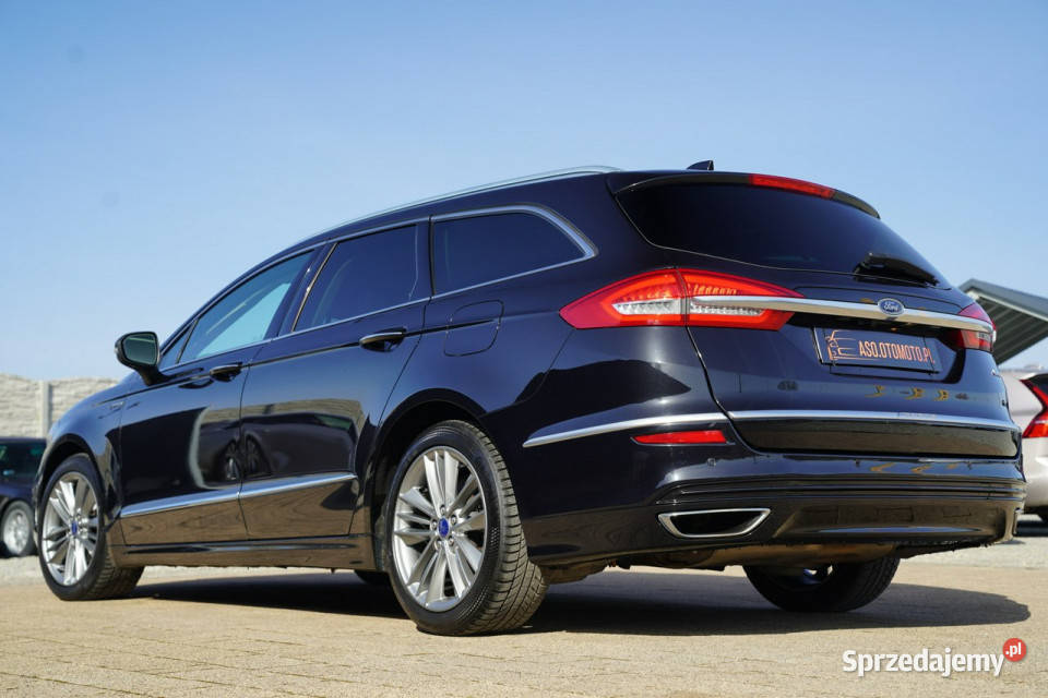 Ford Mondeo VIGNALE ful led KAMERA nawi SKÓRA Rok produkcji 2022 Mondeo Otmuchów sprzedam
