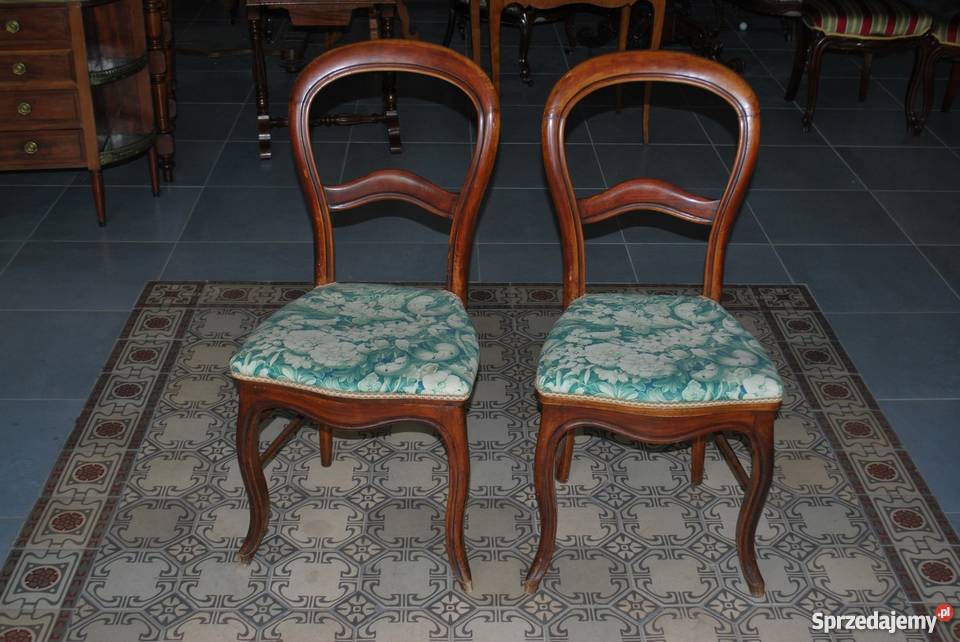 Dwa krzesła ludwikowskie Antyki 0297 Meble pomorskie Nieżywięć