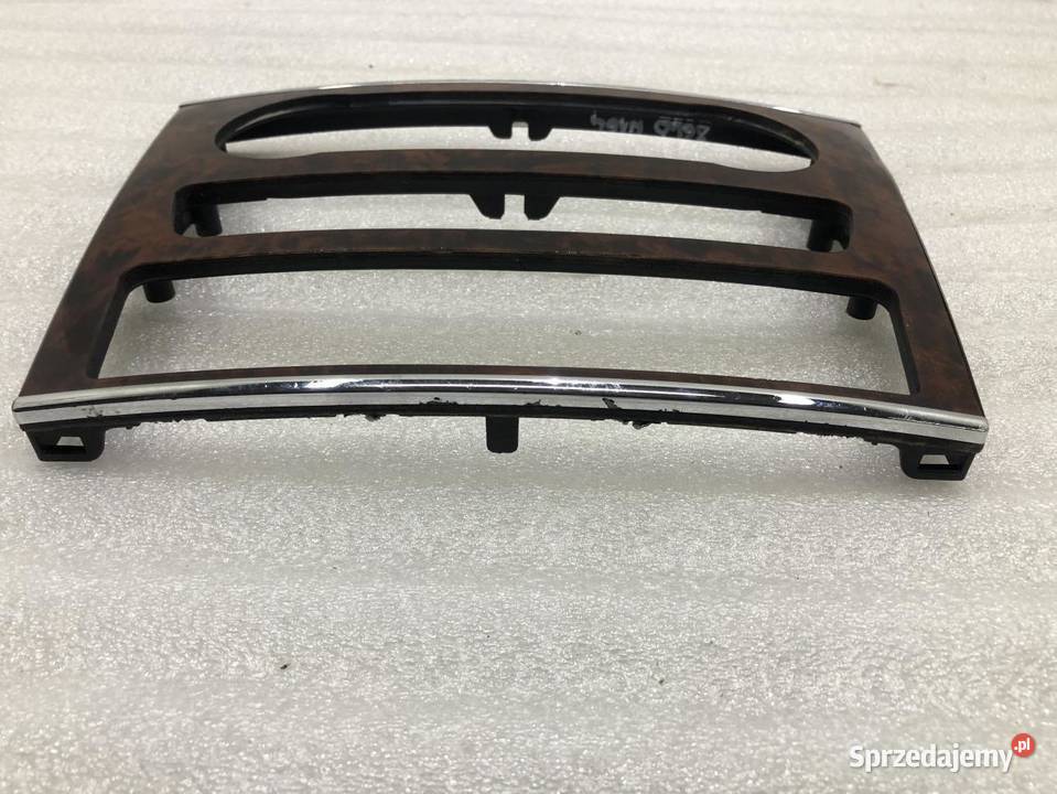 RAMKA DEKOR DREWNO PANELU MERCEDES W164 W1402001 osobowe wielkopolskie