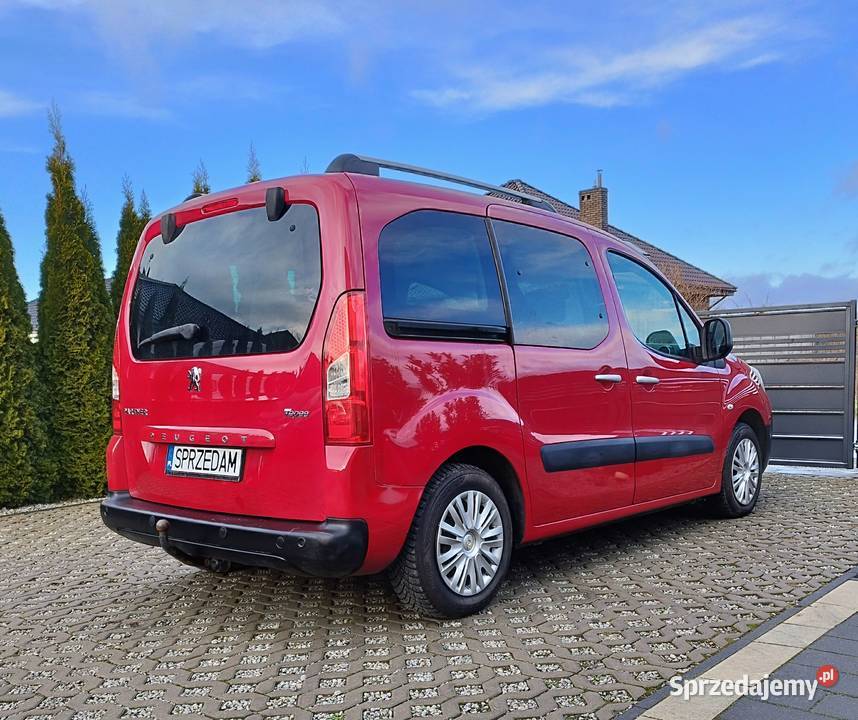 Peugeot Partner Tepee 16 benzyna PANORAMA Rok produkcji 2010 Motoryzacja Leszno