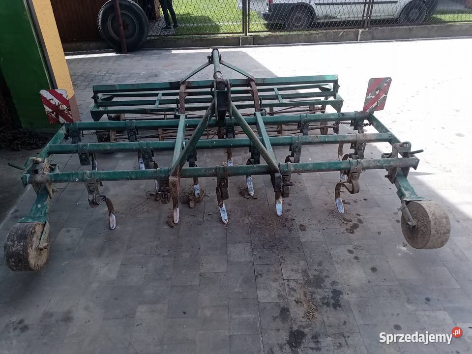 Agregaty uprawowe nieuszkodzony