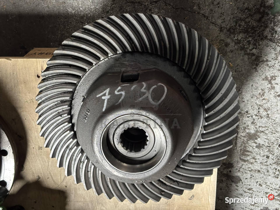 John Deere 7530 Mechanizm Różnicowy Atak Wał
