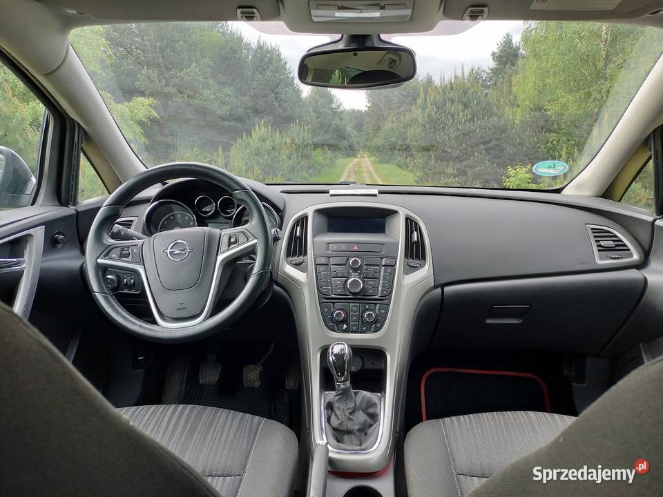 Opel Astra J 14 Benzyna Klima 5 Drzwi Tempomat z nieuszkodzony