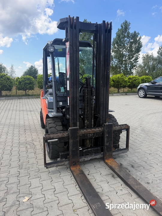 wózek widłowy TOYOTA 8FGJF35 LPG Triplex 43m gaz łódzkie Działoszyn
