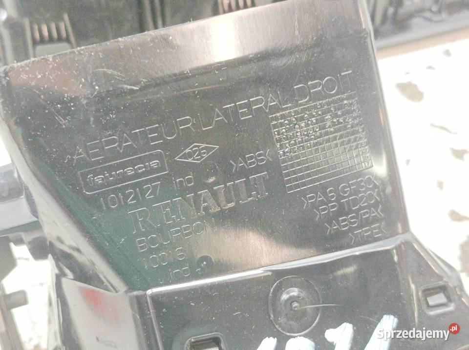 KRATKI NAWIEWU ŚRODKOWA LEWA PRAWA KOMPLET DESKI Kratki nawiewu