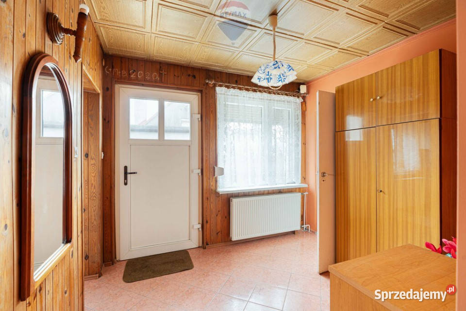 Cerekwica bliźniak z garażem i zapleczem zaraz