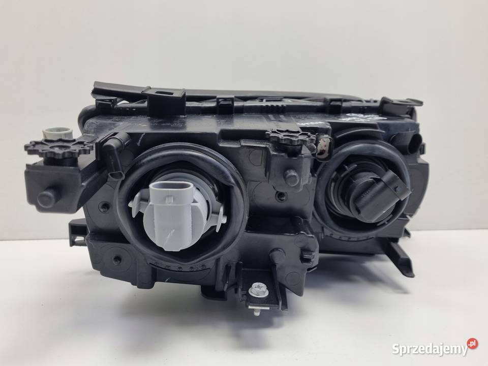 BMW E46 SEDAN KOMBI lift 0105r PRZEDNIA LAMPA Janów