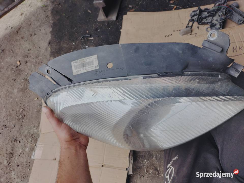 LAMPA PRZÓD PRZEDNIA PRAWA REFLEKTOR xsara Części samochodowe Kamień-Kolonia