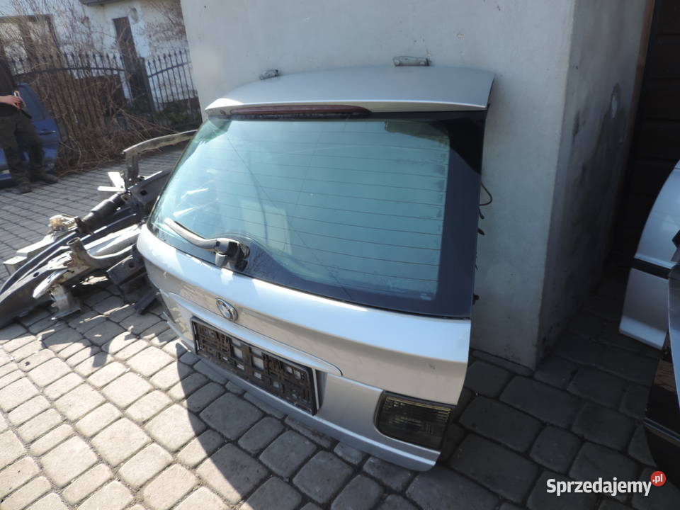 BMW E46 KOMBI FL KLAPA TYLNA KOMPLETNA 3547 małopolskie