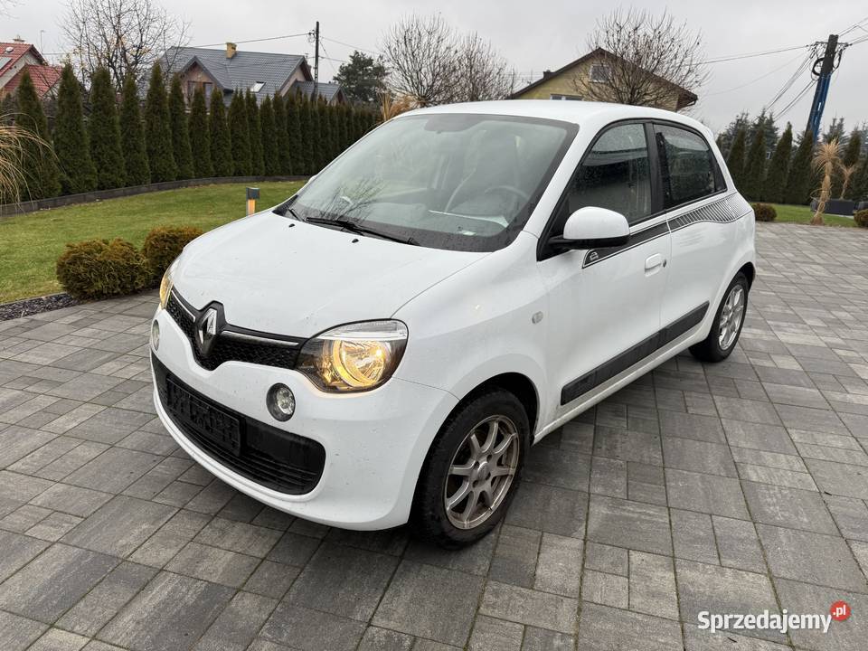 Niski przebieg Renault Twingo 2015 sprowadzony Rzeszów