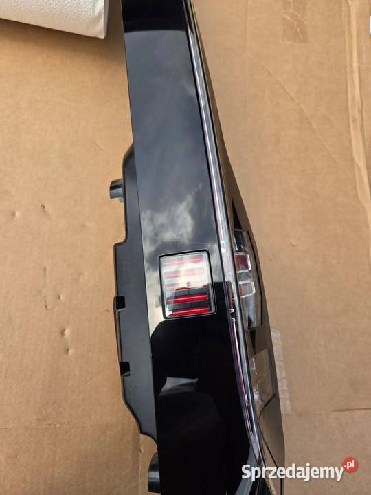 Lampa lewa lewy tył tylna VW Caddy V 2K7945207E