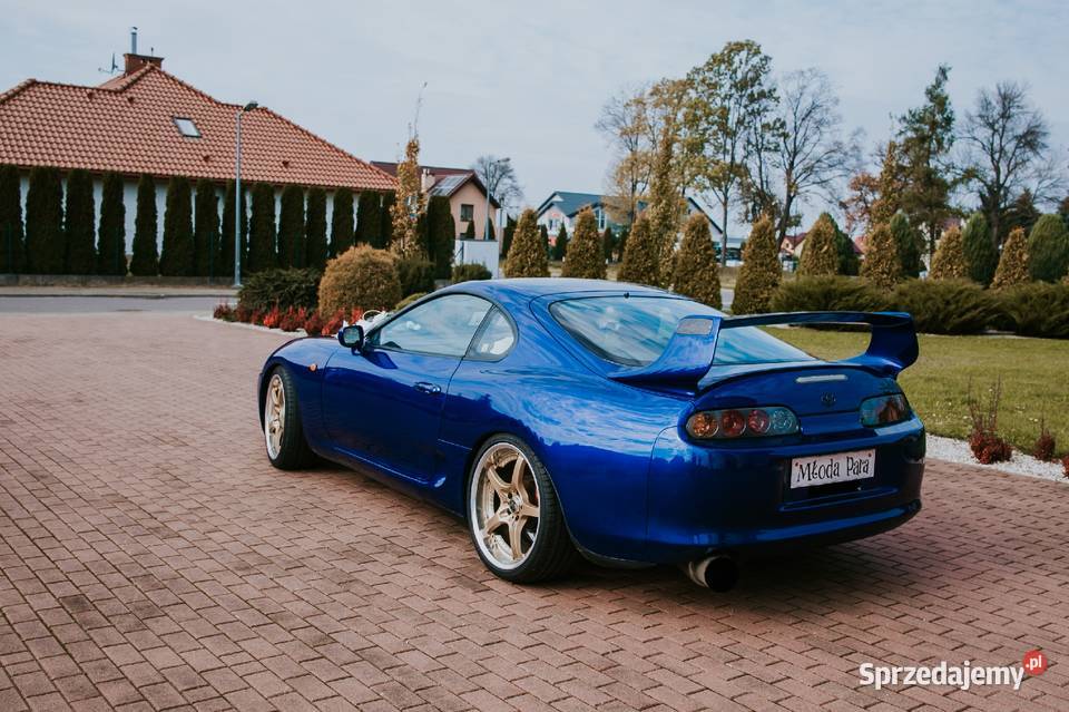 Toyota Supra do ślubu Wynajem samochodu do ślubu Boreczek