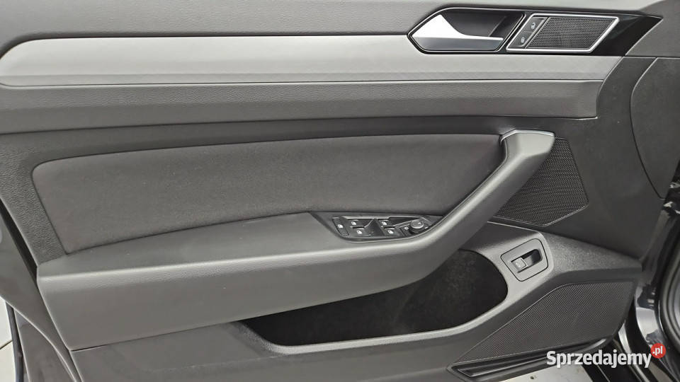 Volkswagen Passat Variant 15 TSI EVO Business Warszawa