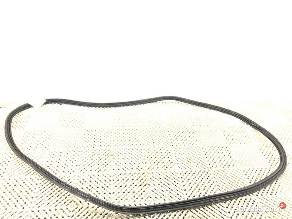 USZCZELKA KLAPY BAGAŻNIKA TOYOTA CHR Hatchback