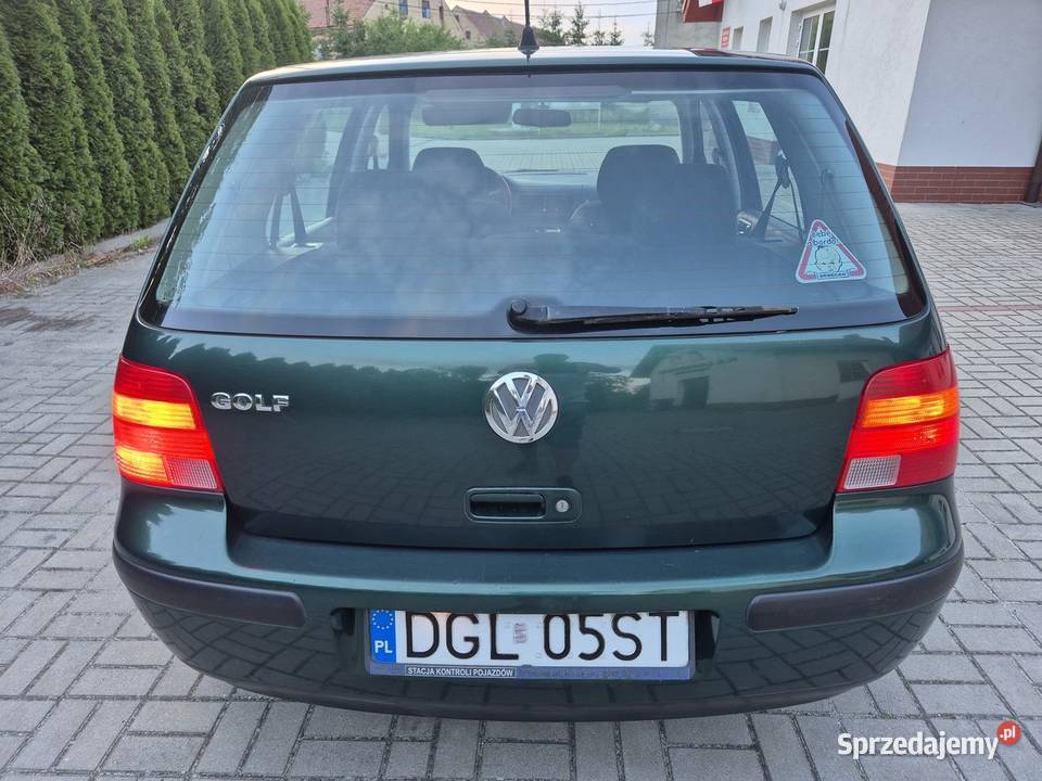 VW GOLF 4 HATCHBACK 1400 BENZYNA Głogów sprzedam