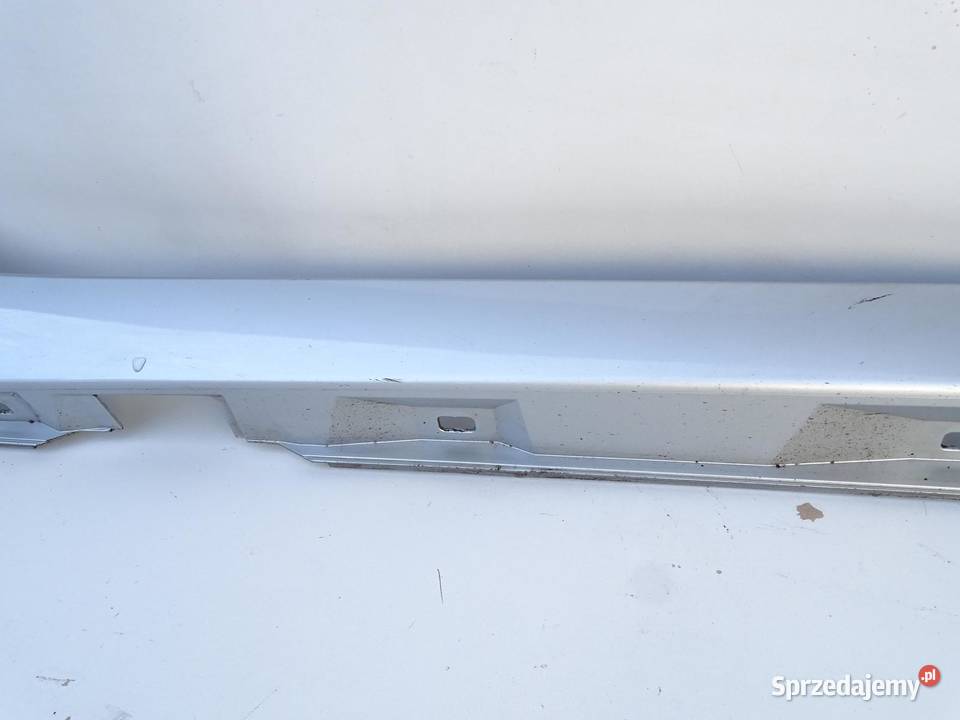 LISTWA NAKŁADKA PROGU PROGOWA PRAWA KOMBI SEDAN małopolskie