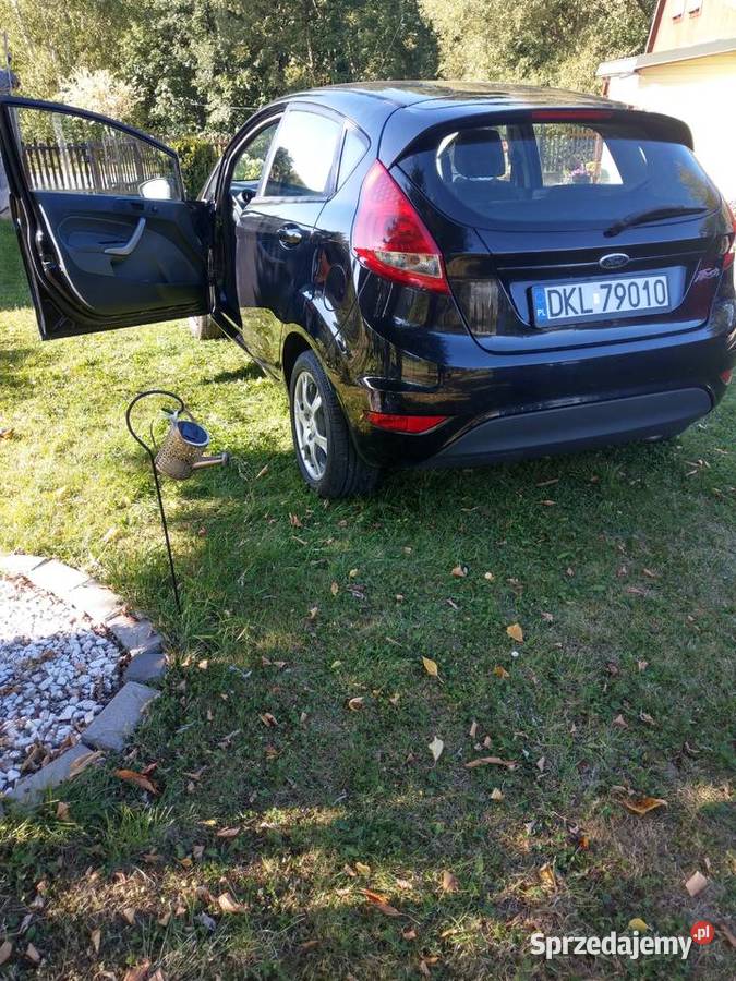 Ford Fiesta MK7 2011 82 Szczytna sprzedam
