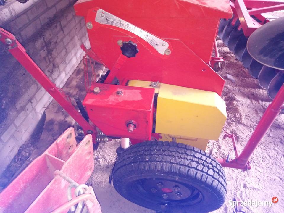 Siewnik Poznaniak 6 zadbany Wojsławice