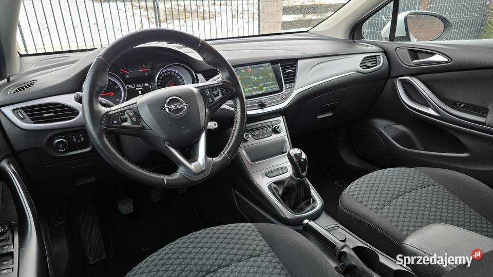 Opel Astra 14 Turbo 150 Sports Tourer zadbany 150KM