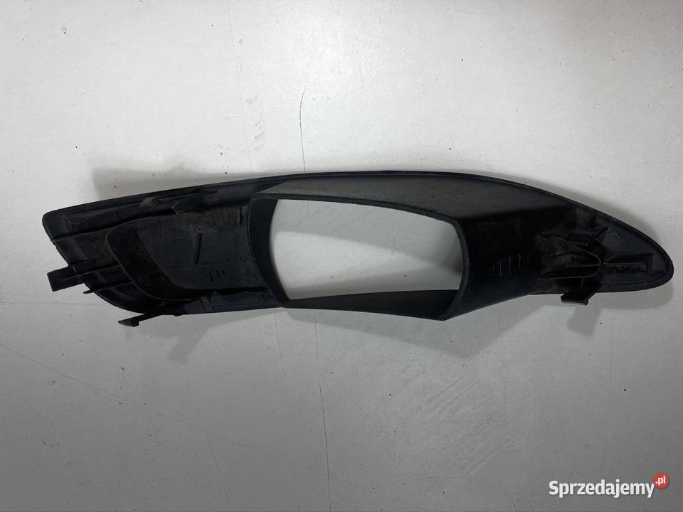 ZAŚLEPKA RAMKA HALOGENU LEWA COROLLA E12 0106 Międzychód