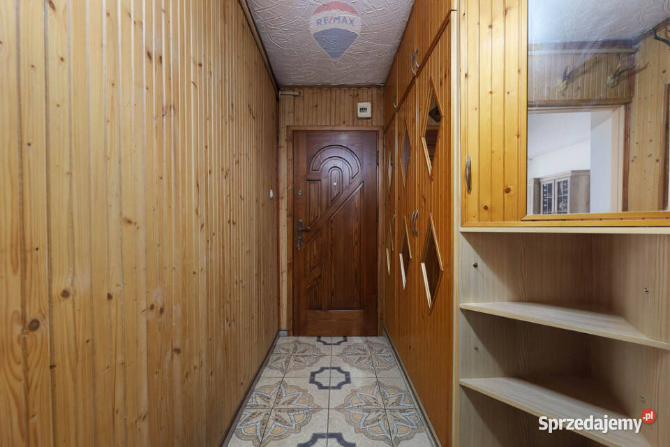 2 pokoje z balkonem os Wyszyńskiego Kęty balkon