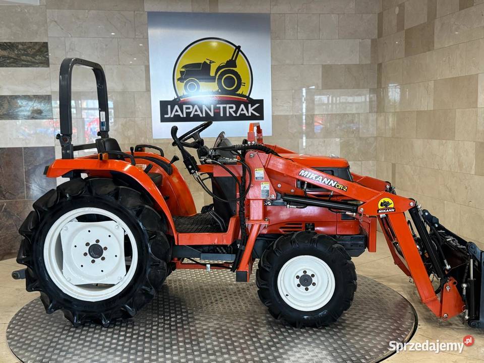 Kubota GT8 z Ładowaczem czołowym TUR4X4 Radomsko