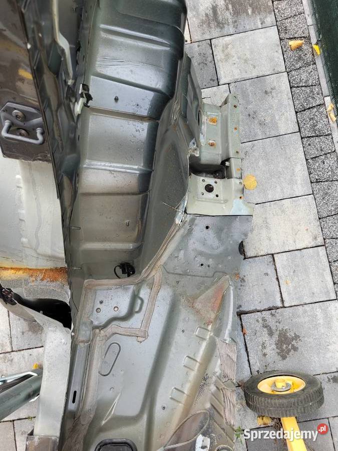 Prawy błotnik tył ćwiartka Ford S 201501 osobowe