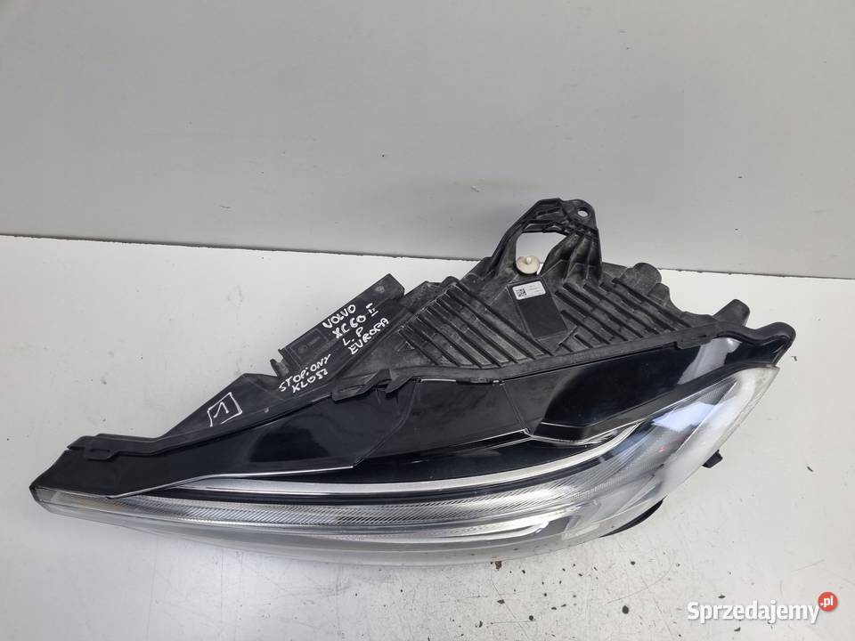Volvo XC60 II LIFT 21 PRZEDNIA LAMPA LEWA lewy lubelskie sprzedam